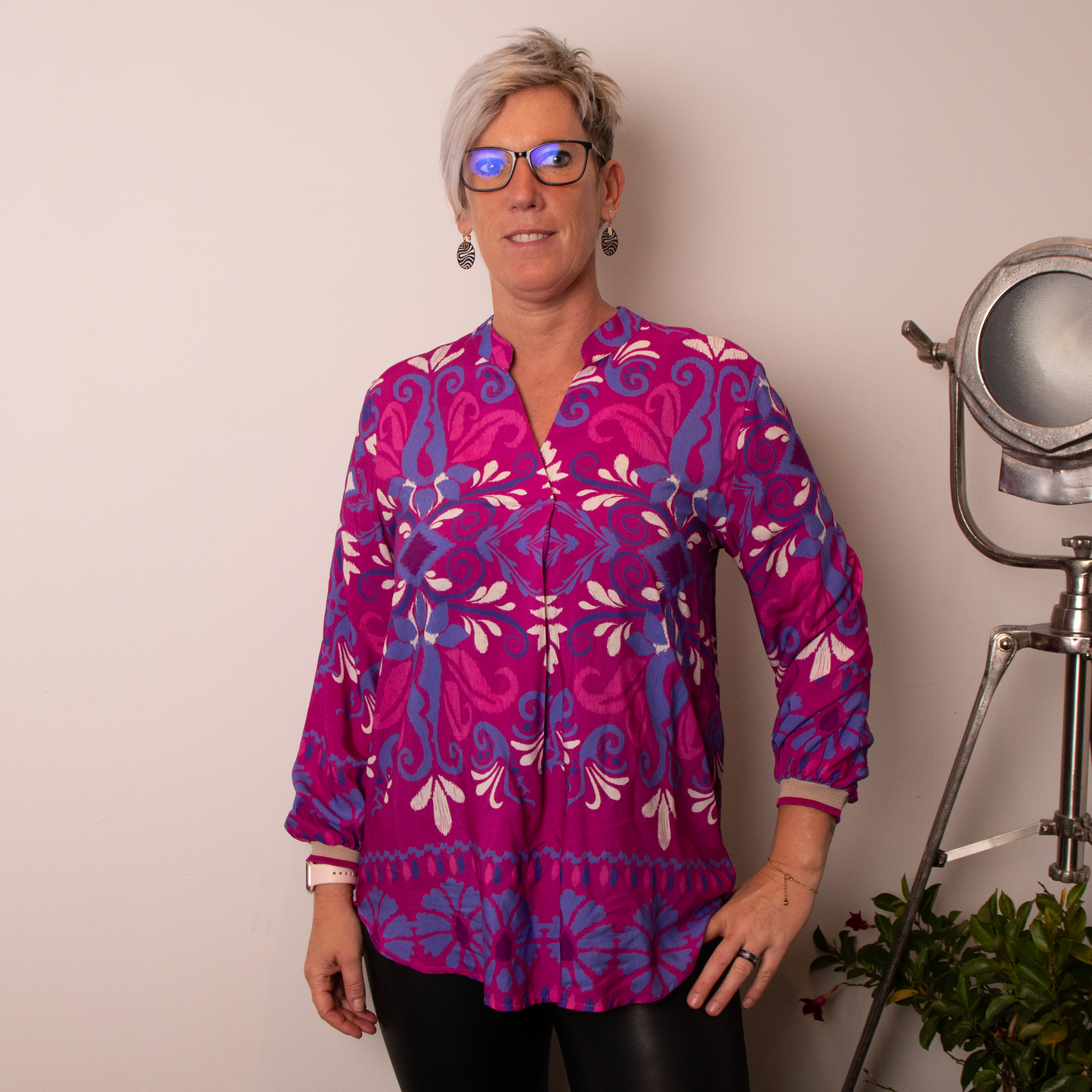 Blouse roze/paarse met V-hals