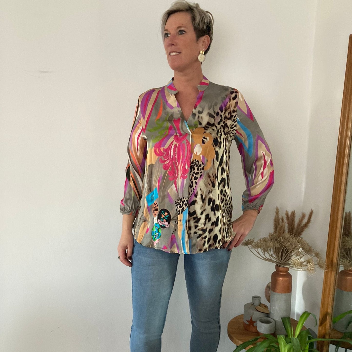 Blouse print multi color grijs